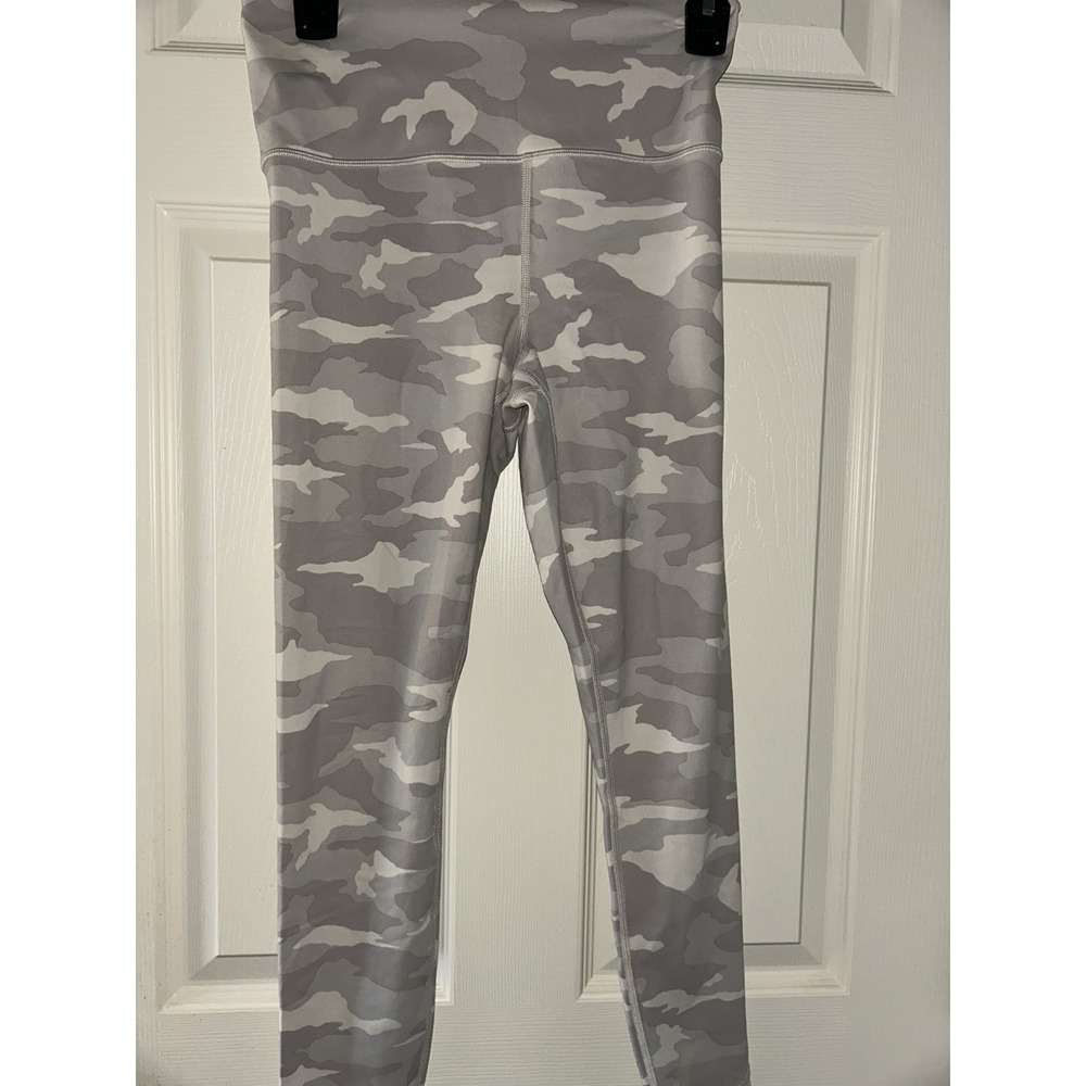Athleta Elation Gray Camo 7/8 Tight Leggings Women's Size Small Yoga Athletic